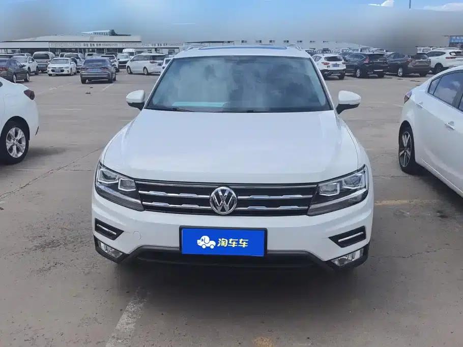 Tiguan L 2018 330TSI Automatic 2WD Luxury Edition — миниатюра 2