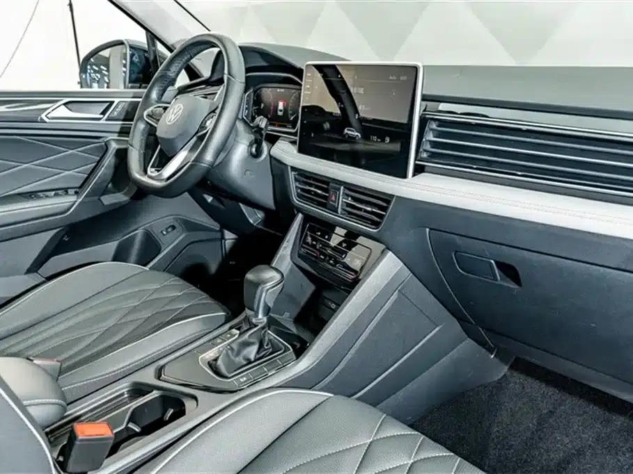 Tiguan L 2022 330TSI Automatic 2WD Smart Edition — миниатюра 17
