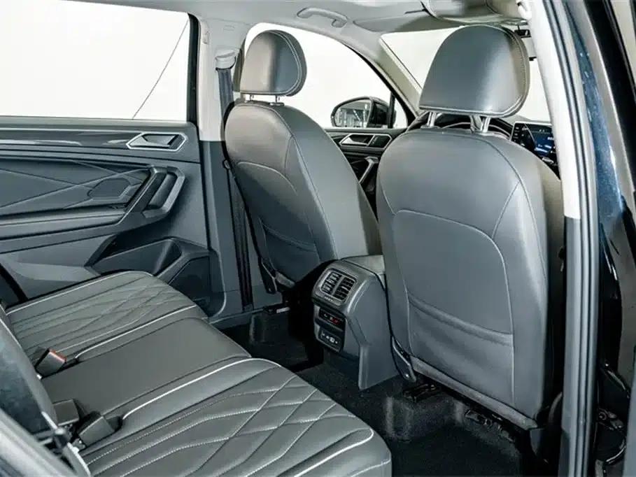 Tiguan L 2022 330TSI Automatic 2WD Smart Edition — миниатюра 21