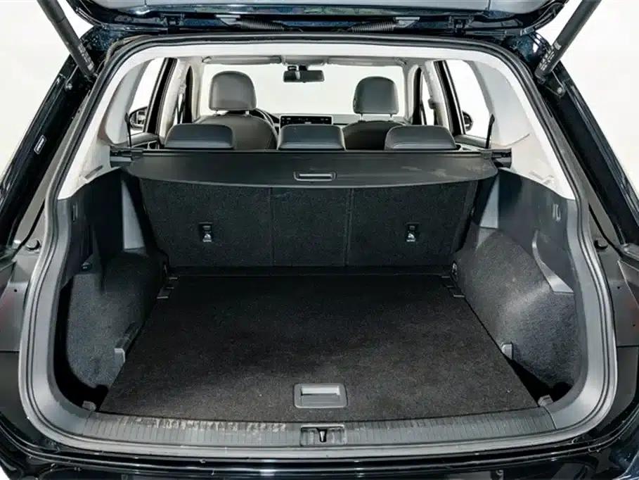 Tiguan L 2022 330TSI Automatic 2WD Smart Edition — миниатюра 23