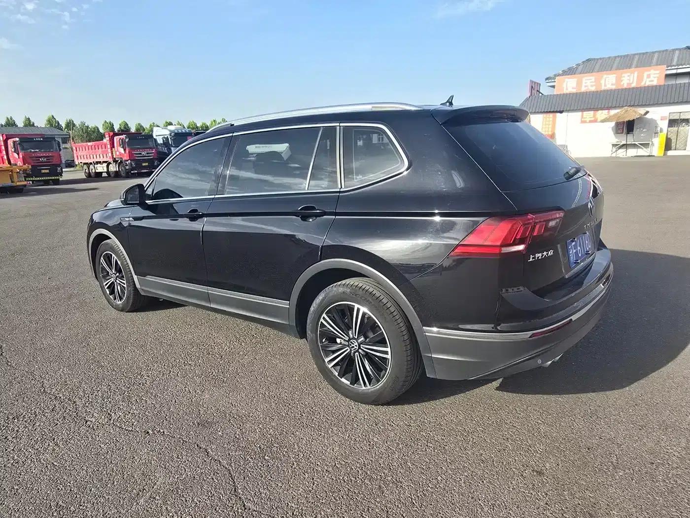 Tiguan L 2021 330TSI Automatic 2WD R-Line Flagship Edition — миниатюра 4