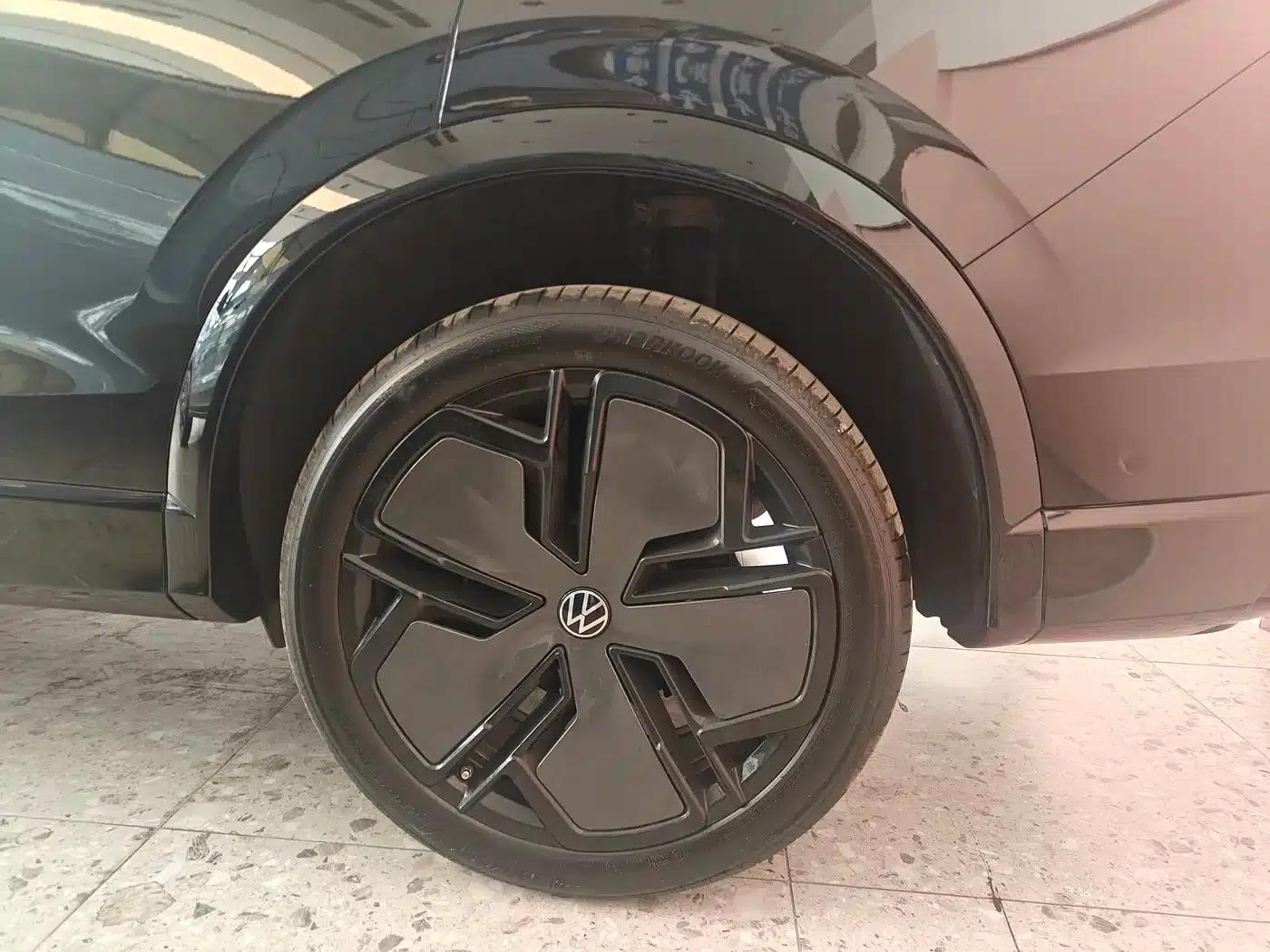 Tiguan L 2024 PRO 380TSI AWD R-Line Supreme Edition — миниатюра 10