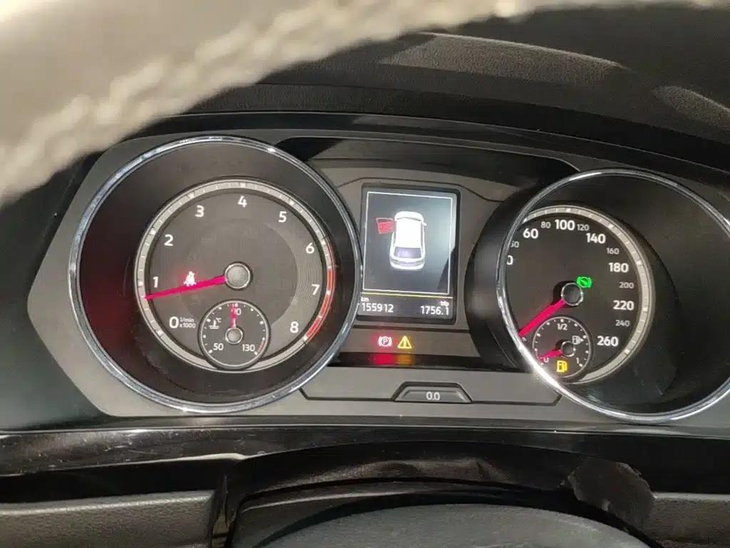 Tiguan L 2017 330TSI Automatic 2WD Luxury Edition — миниатюра 12