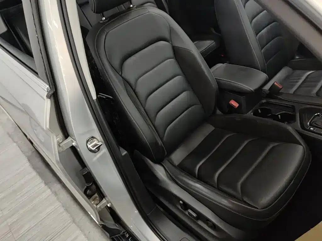 Tiguan L 2017 330TSI Automatic 2WD Luxury Edition — миниатюра 25