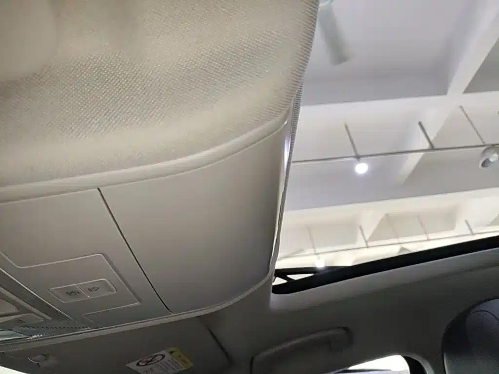 Tiguan L 2019 330TSI Automatic 2WD Panoramic Comfort Edition (National V Emission Standard) — миниатюра 18