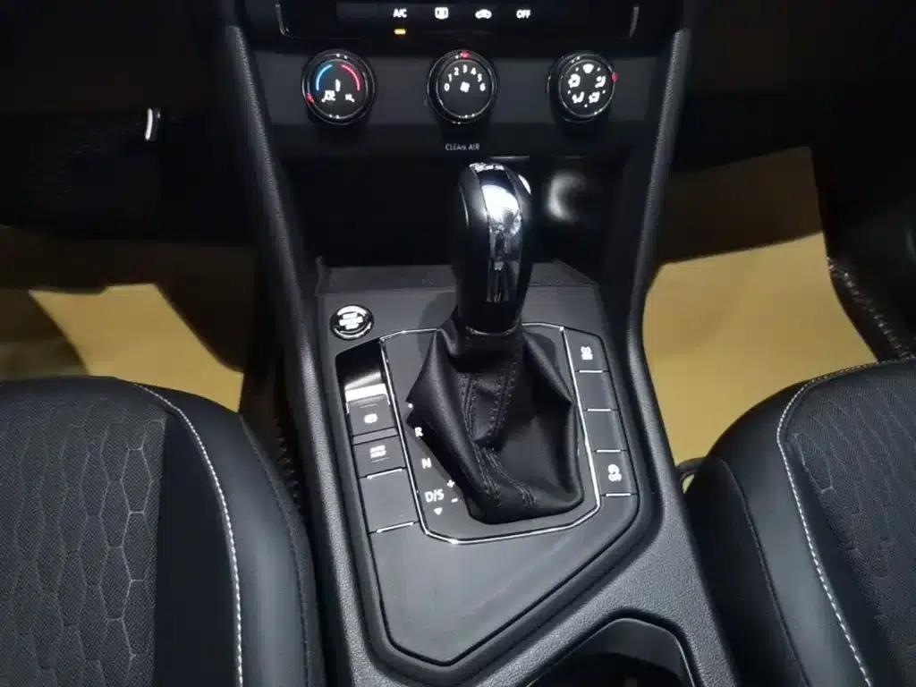 Tiguan L 2018 330TSI Automatic 2WD Fashion Edition — миниатюра 14