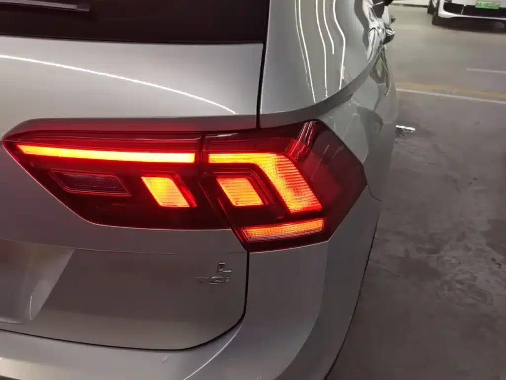 Tiguan L 2018 330TSI Automatic 2WD Fashion Edition — миниатюра 8