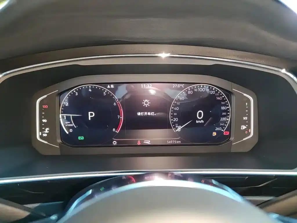 Tiguan L 2021 330TSI Automatic 2WD R-Line Flagship Edition — миниатюра 12