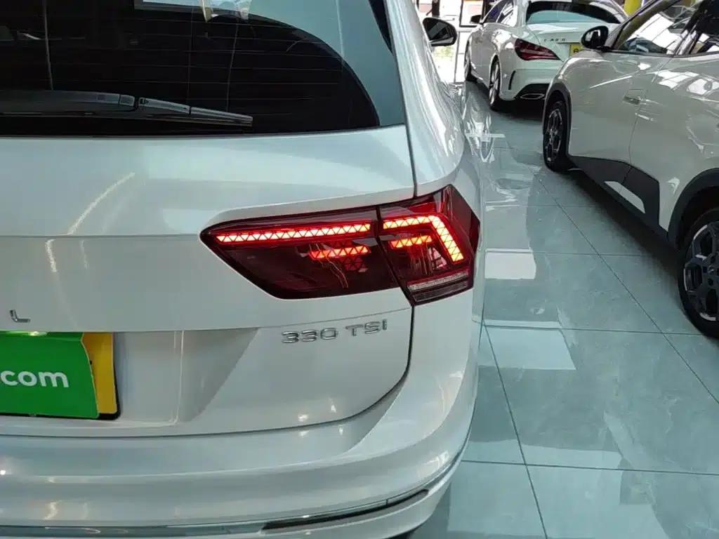 Tiguan L 2021 330TSI Automatic 2WD R-Line Flagship Edition — миниатюра 8