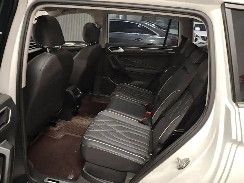 Tiguan L 2022 330TSI Automatic 2WD R-Line Premium Edition — миниатюра 17