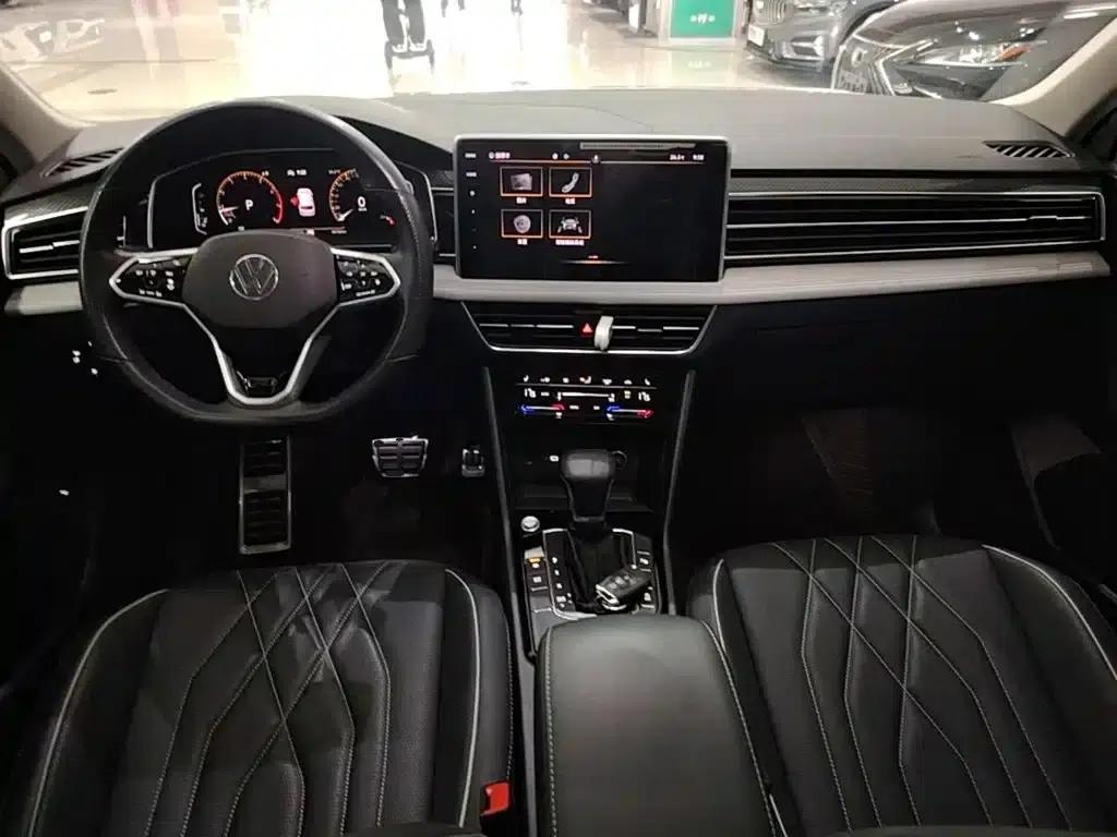 Tiguan L 2022 330TSI Automatic 2WD R-Line Premium Edition — миниатюра 10