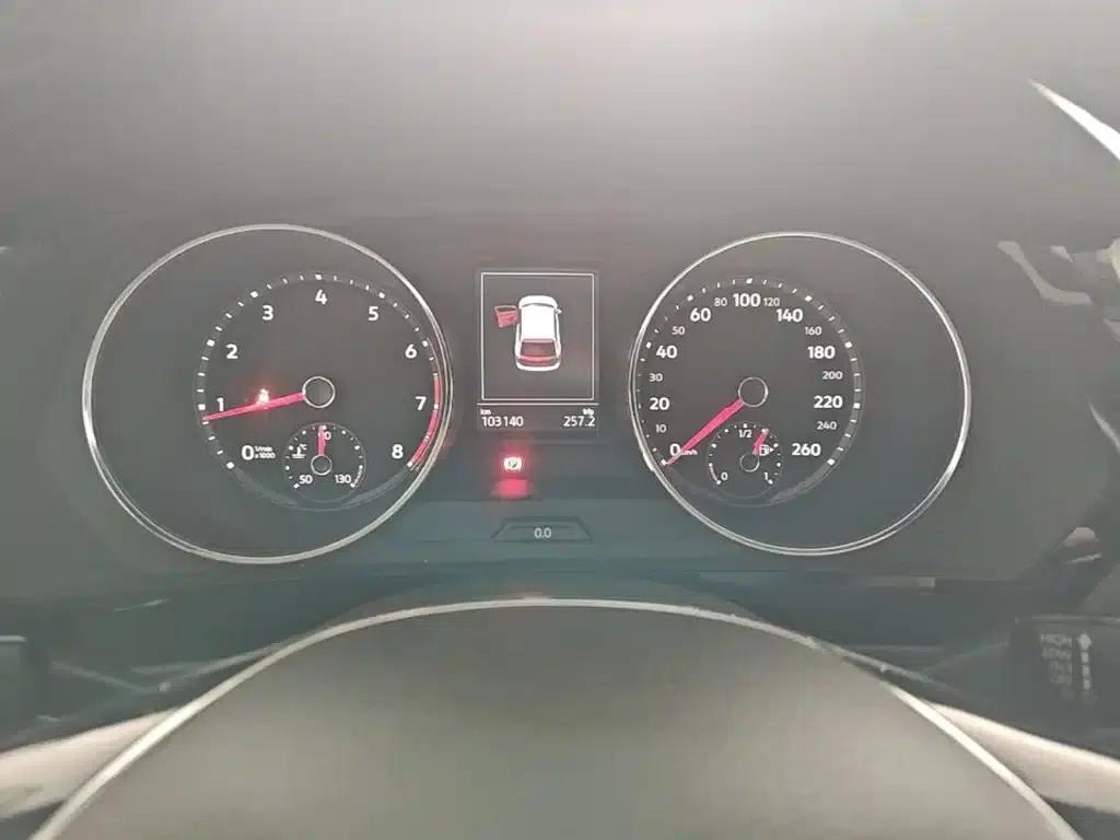 Tiguan L 2017 330TSI Automatic 2WD Luxury Edition — миниатюра 18