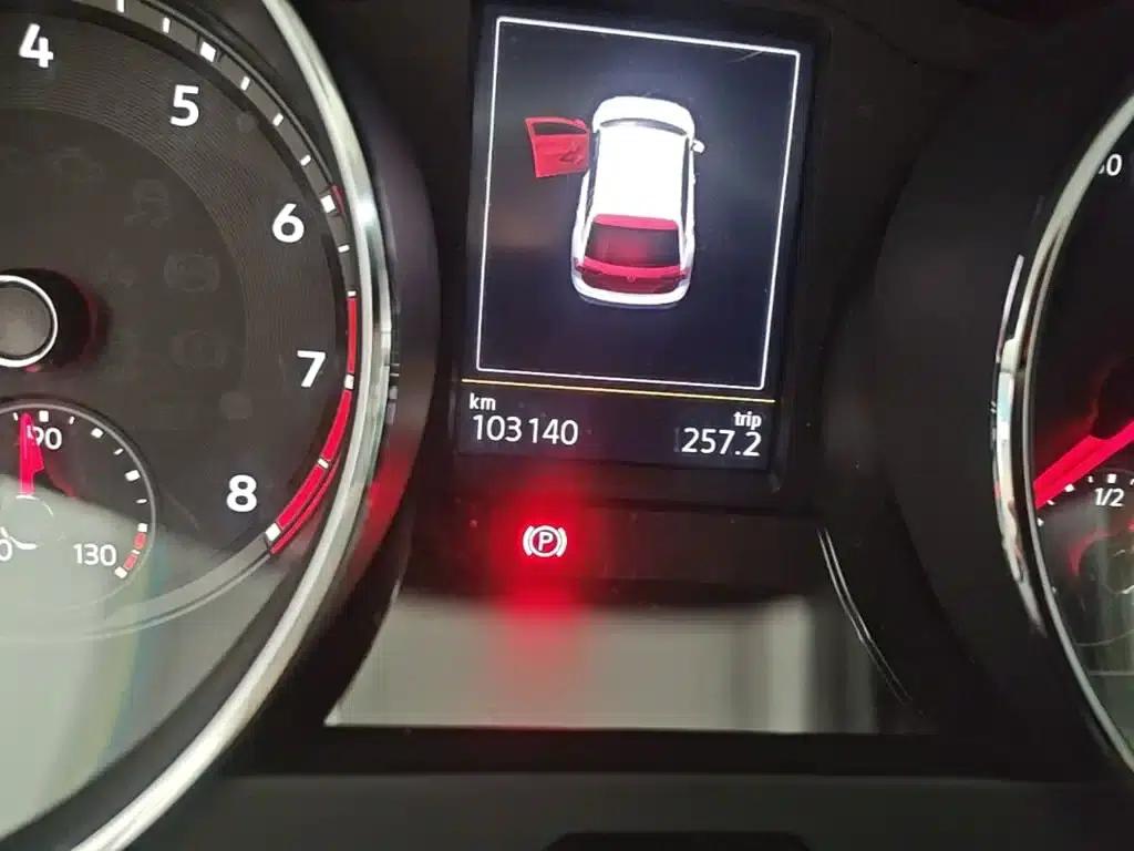 Tiguan L 2017 330TSI Automatic 2WD Luxury Edition — миниатюра 19