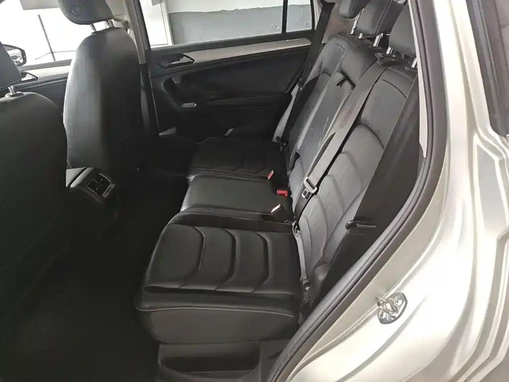 Tiguan L 2017 330TSI Automatic 2WD Luxury Edition — миниатюра 24