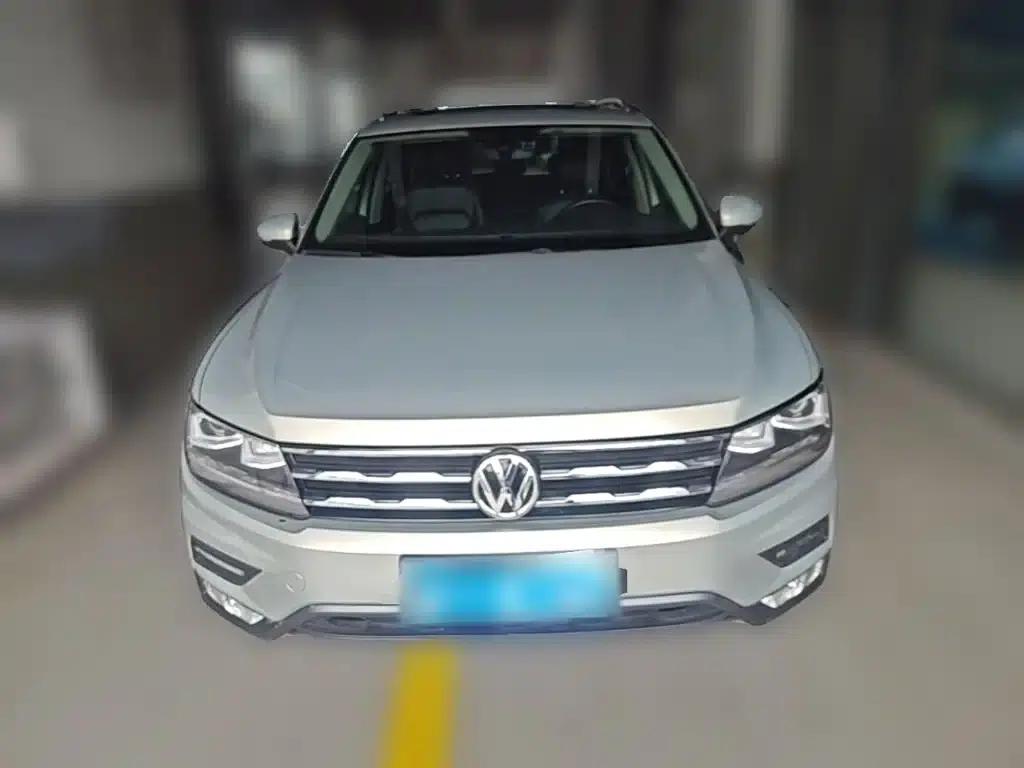 Tiguan L 2017 330TSI Automatic 2WD Luxury Edition — миниатюра 5