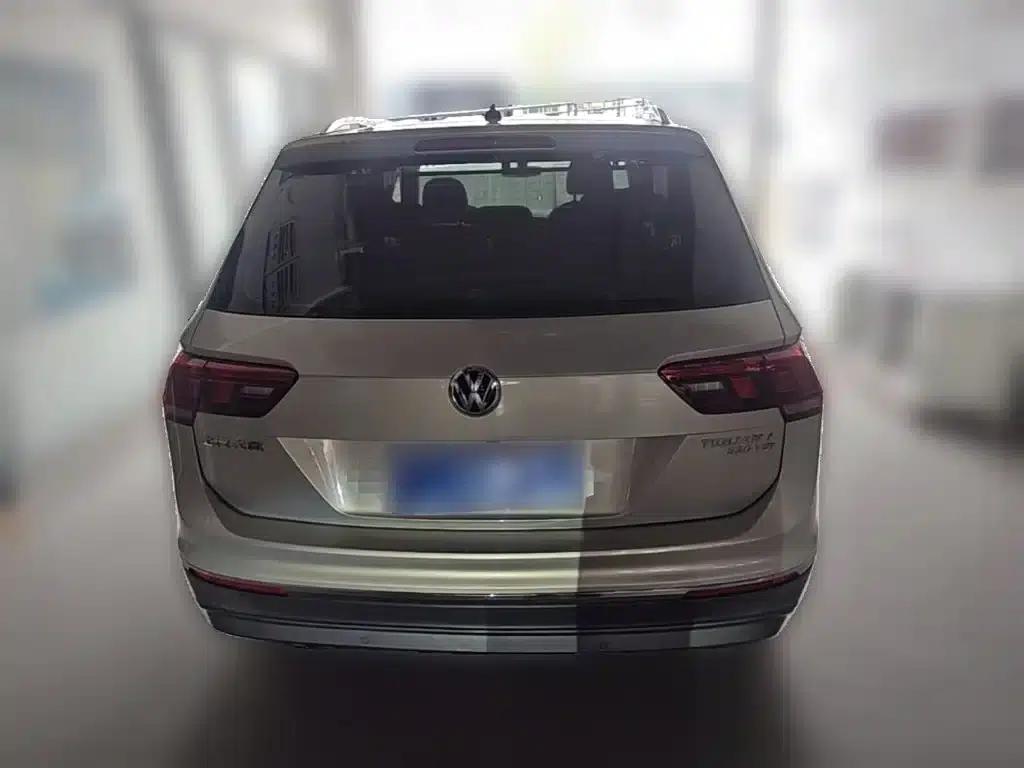 Tiguan L 2017 330TSI Automatic 2WD Luxury Edition — миниатюра 10