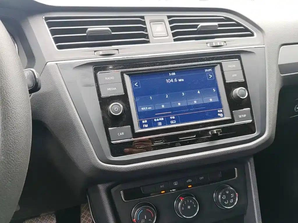 Tiguan L 2019 330TSI Automatic 2WD Fashion Edition (China VI Emission Standard) — миниатюра 13