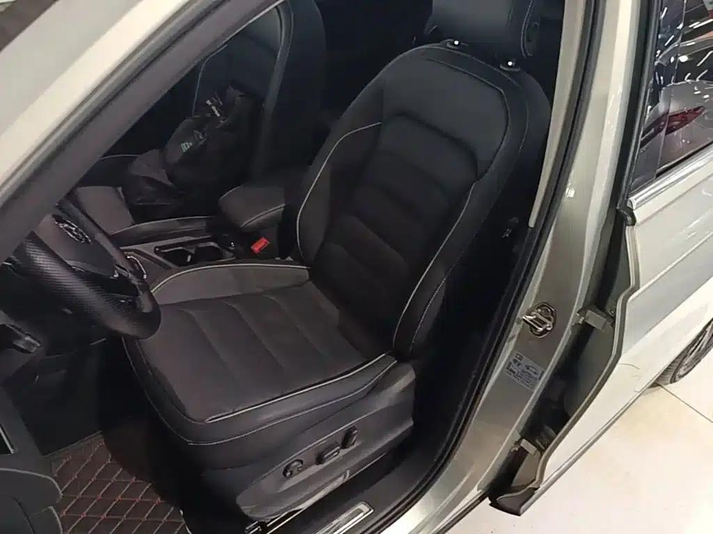 Tiguan L 2017 330TSI Automatic 2WD Flagship Edition — миниатюра 15