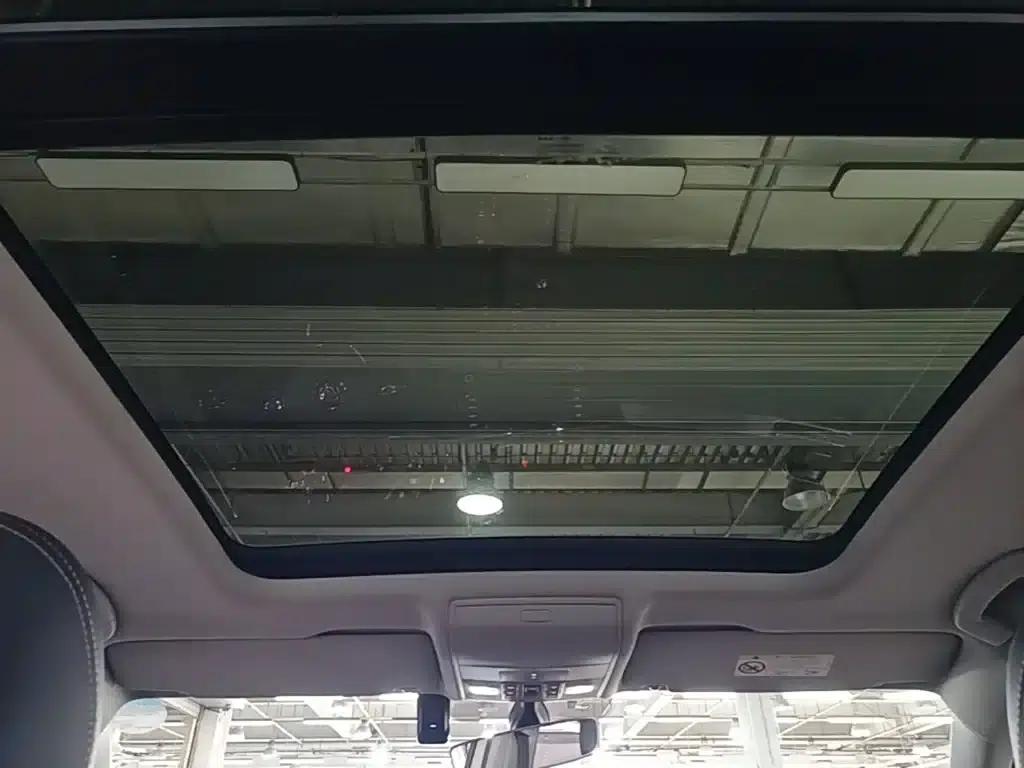 Tiguan L 2017 330TSI Automatic 2WD Flagship Edition — миниатюра 18