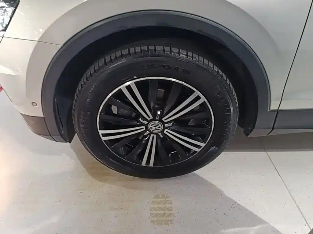 Tiguan L 2017 330TSI Automatic 2WD Flagship Edition — миниатюра 23