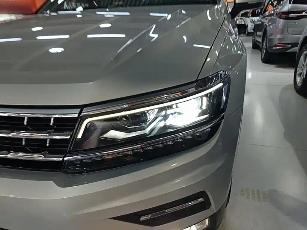 Tiguan L 2017 330TSI Automatic 2WD Flagship Edition — миниатюра 24