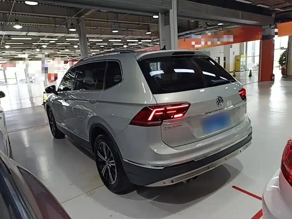 Tiguan L 2017 330TSI Automatic 2WD Flagship Edition — миниатюра 5