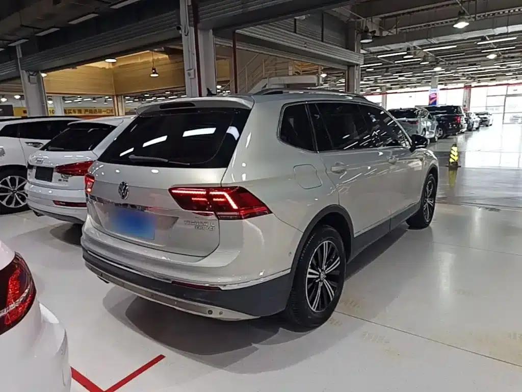 Tiguan L 2017 330TSI Automatic 2WD Flagship Edition — миниатюра 7