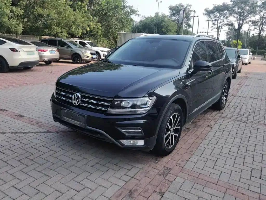 Tiguan L 2018 330TSI Automatic 2WD Luxury Edition — миниатюра 1