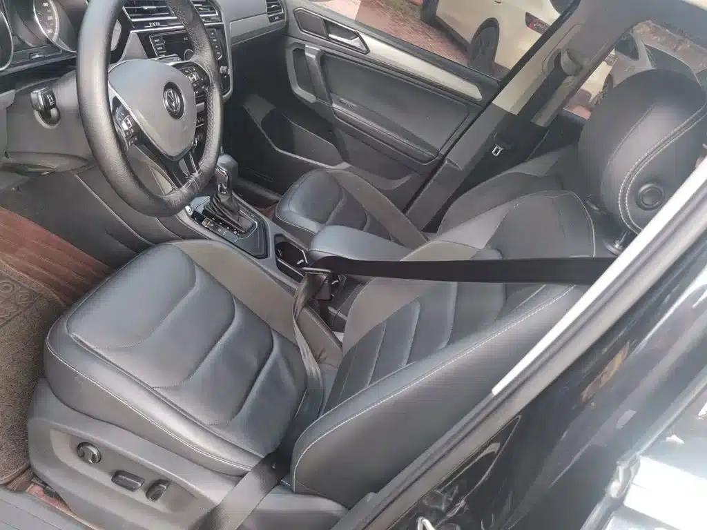 Tiguan L 2018 330TSI Automatic 2WD Luxury Edition — миниатюра 14