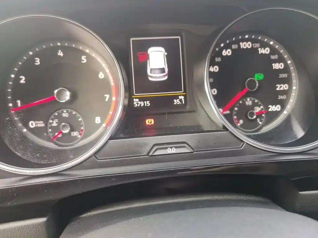 Tiguan L 2018 330TSI Automatic 2WD Luxury Edition — миниатюра 4