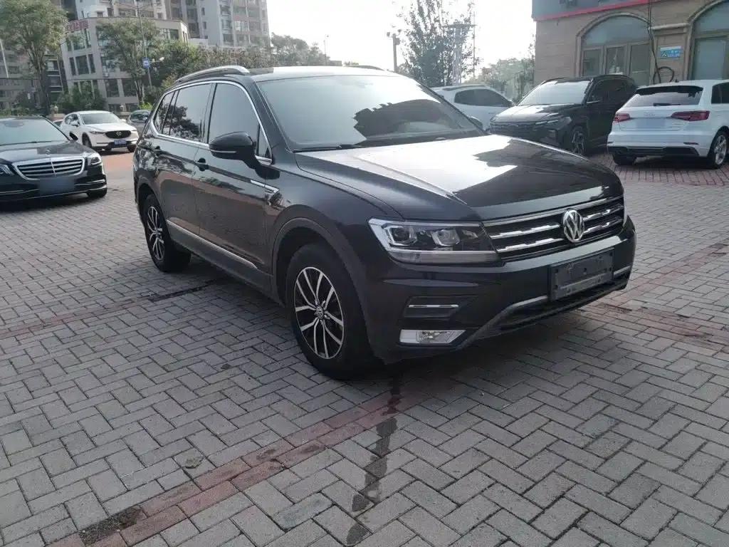 Tiguan L 2018 330TSI Automatic 2WD Luxury Edition — миниатюра 7