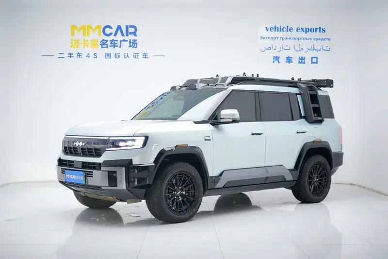 Leopard 8 2025 Smart & Brave Flagship Edition 7-Seater — миниатюра 1