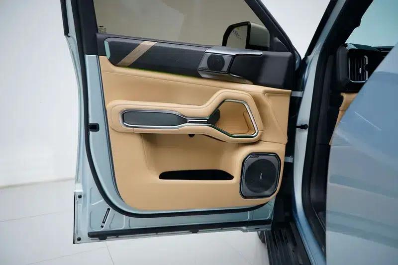 Leopard 8 2025 Smart & Brave Flagship Edition 7-Seater — миниатюра 25