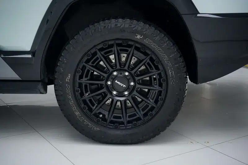 Leopard 8 2025 Smart & Brave Flagship Edition 7-Seater — миниатюра 6