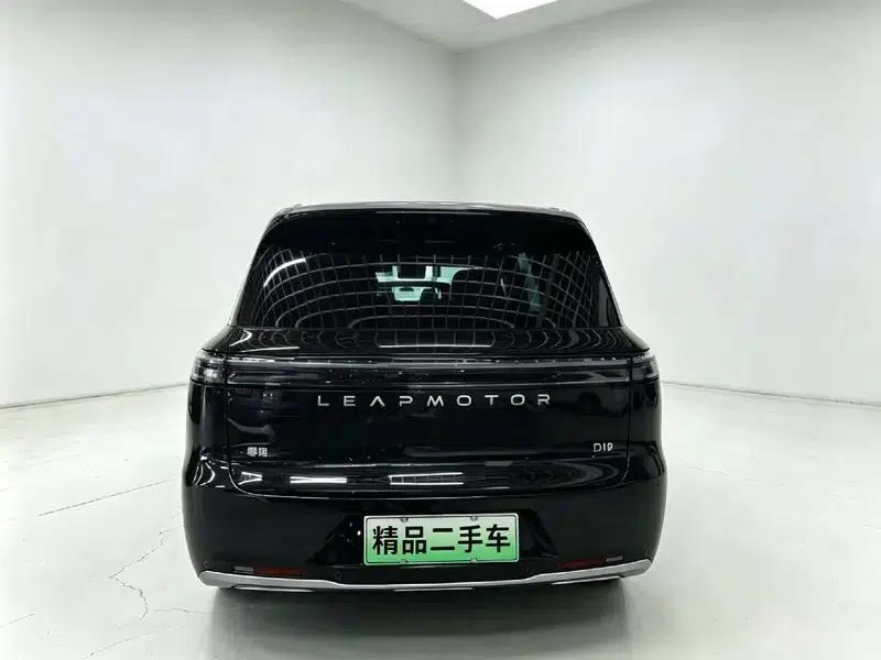 Leapmotor D19 2026 Pure Electric 720 Smart Edition (Six Seats) — миниатюра 5