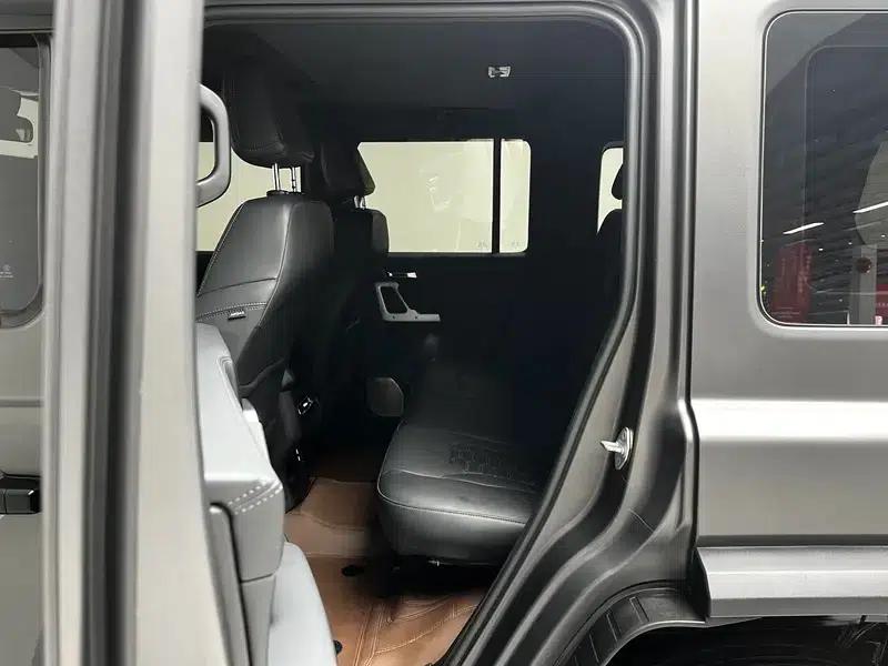 212 T01 2024 Explorer 2.0T — миниатюра 17