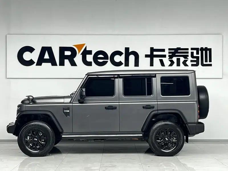 212 T01 2024 Explorer 2.0T — миниатюра 3