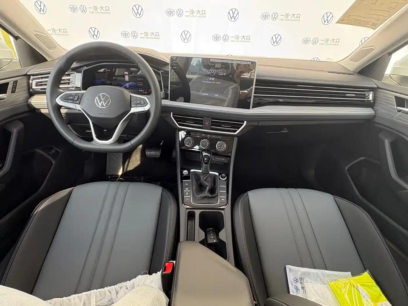Sagitar 2026 Facelift 30 Million Unit Selection Edition 300TSI DSG Super Edition — миниатюра 4
