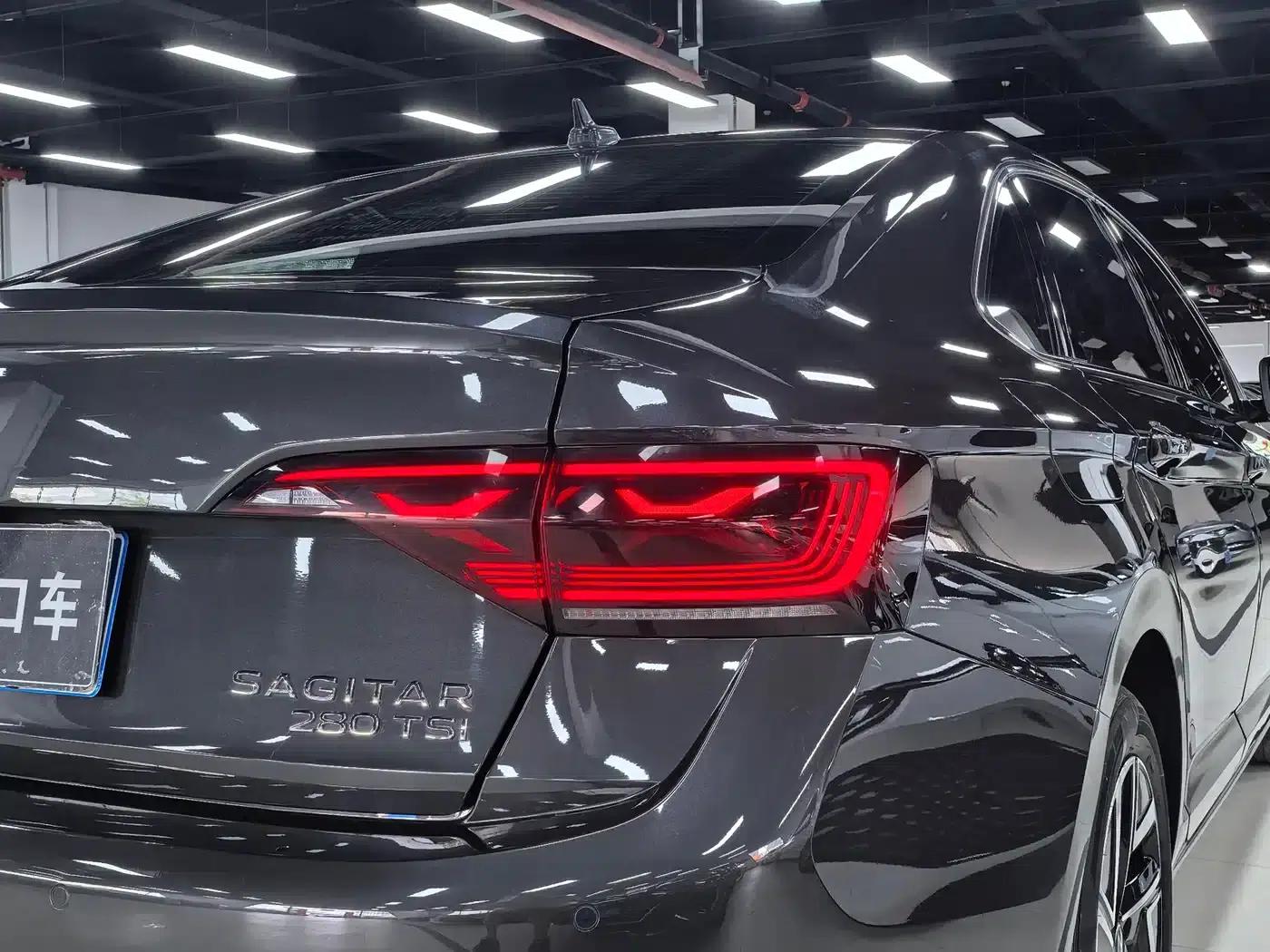 2023 Volkswagen Sagitar 200TSI DSG Super Edition — миниатюра 5