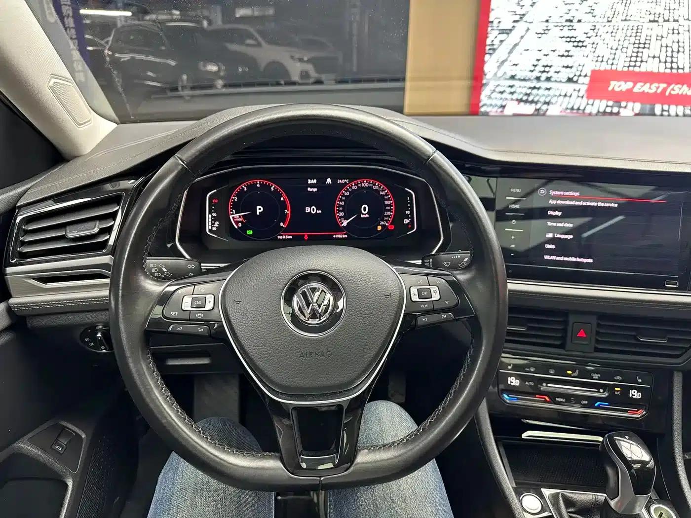 2021 Volkswagen Sagitar 280TSI DSG Luxury Intelligent Edition — миниатюра 12