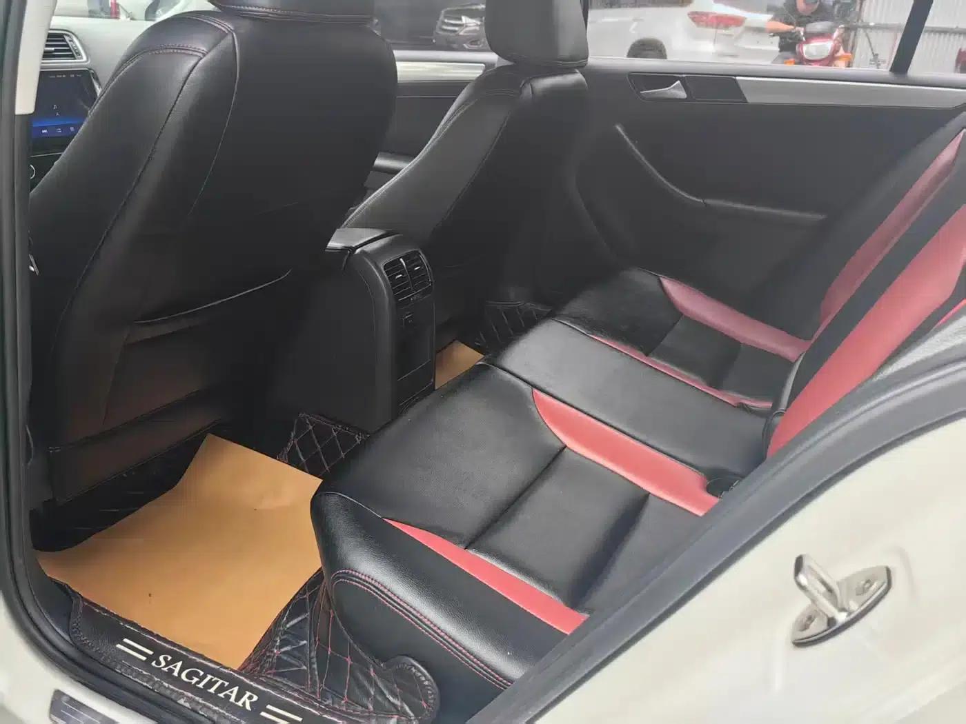 2014 Volkswagen Sagitar Facelift 1.6L Automatic Comfort Model — миниатюра 8