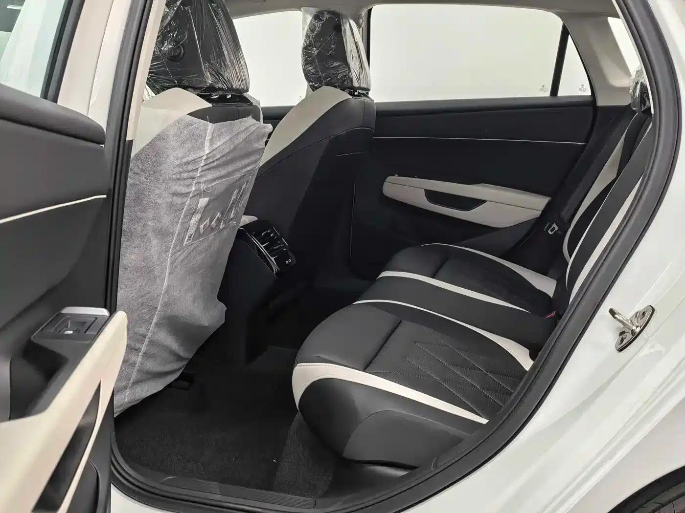 2026 Volkswagen Sagitar L 300TSI DSG Elite — миниатюра 14