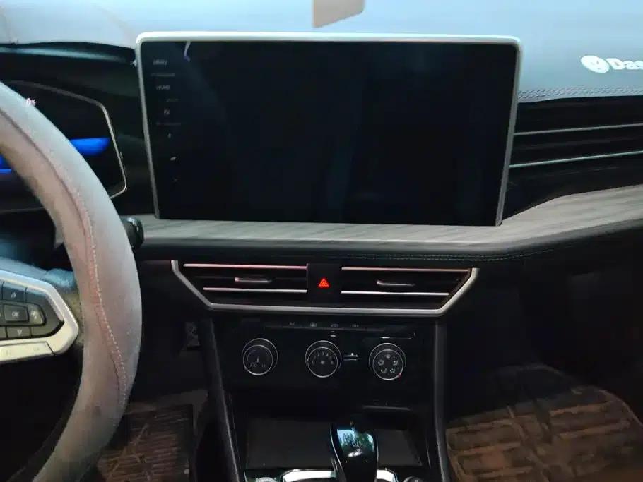2023 Volkswagen Sagitar 300TSI DSG Super Edition — миниатюра 13