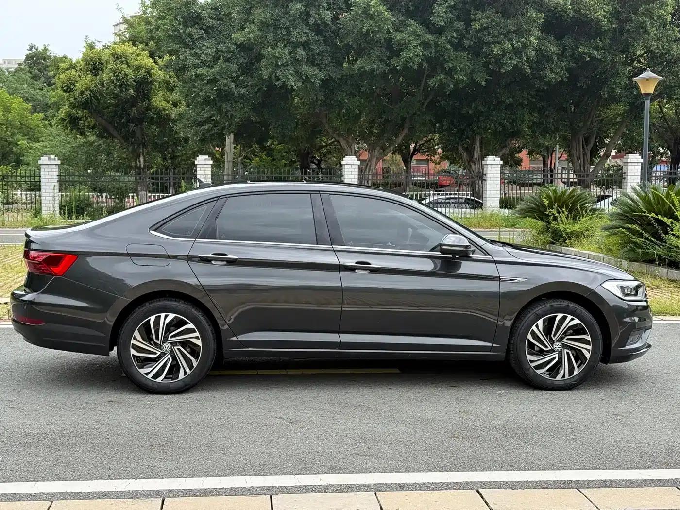 2022 Volkswagen Sagitar 280TSI DSG Super Edition — миниатюра 10