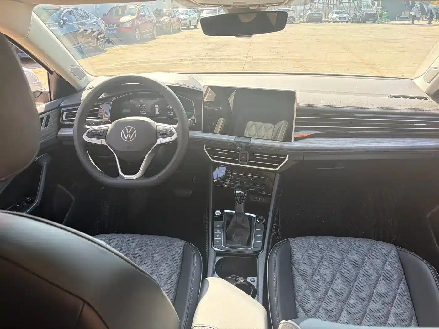 2023 Volkswagen Sagitar 280TSI DSG Beyond Plus Edition — миниатюра 5
