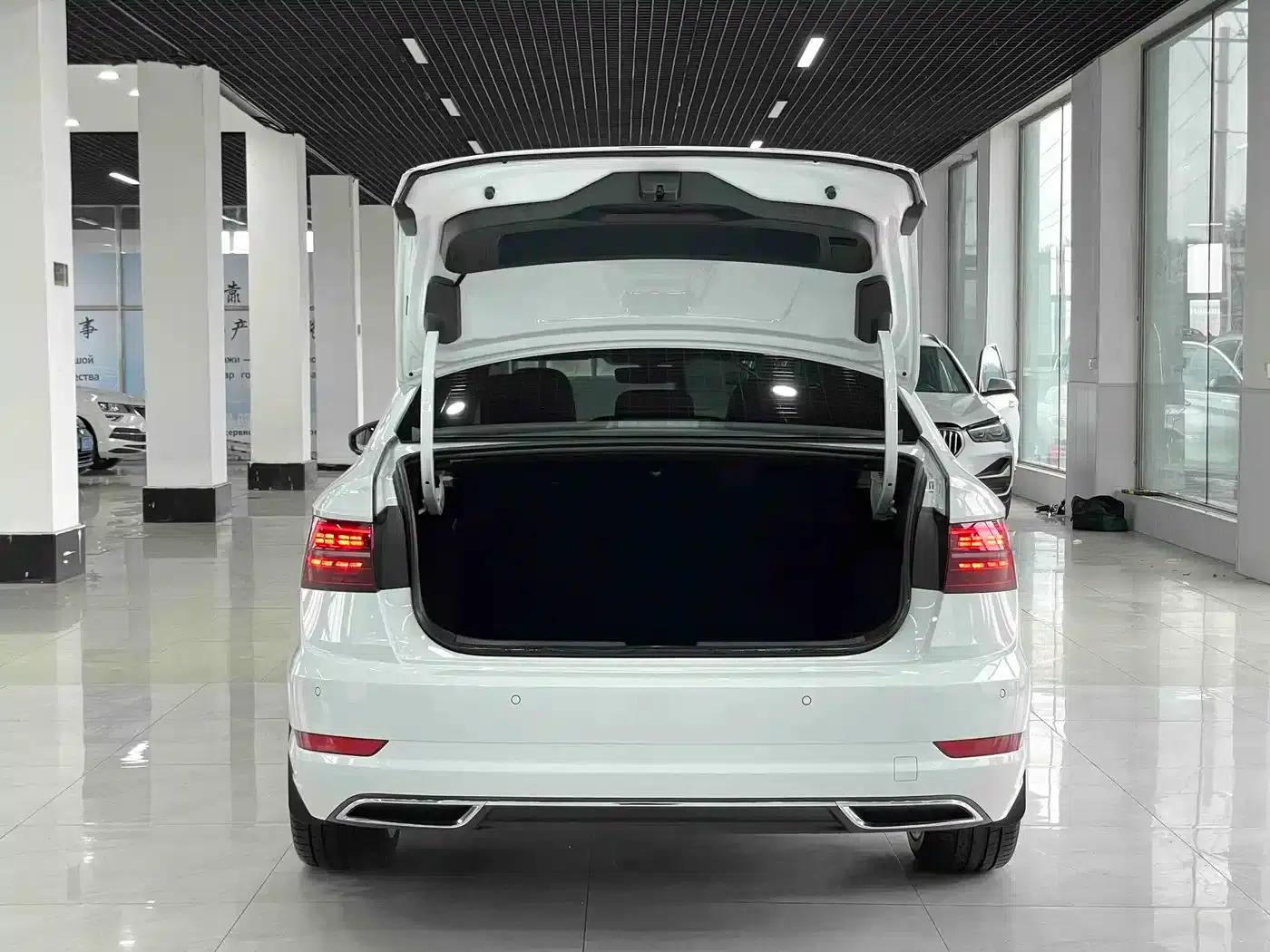 2021 Volkswagen Sagitar 280TSI DSG Excellence Edition — миниатюра 15