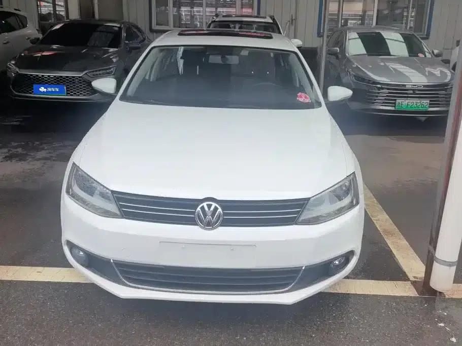 2012 Volkswagen Sagitar 1.6L Automatic Comfort Model — миниатюра 2