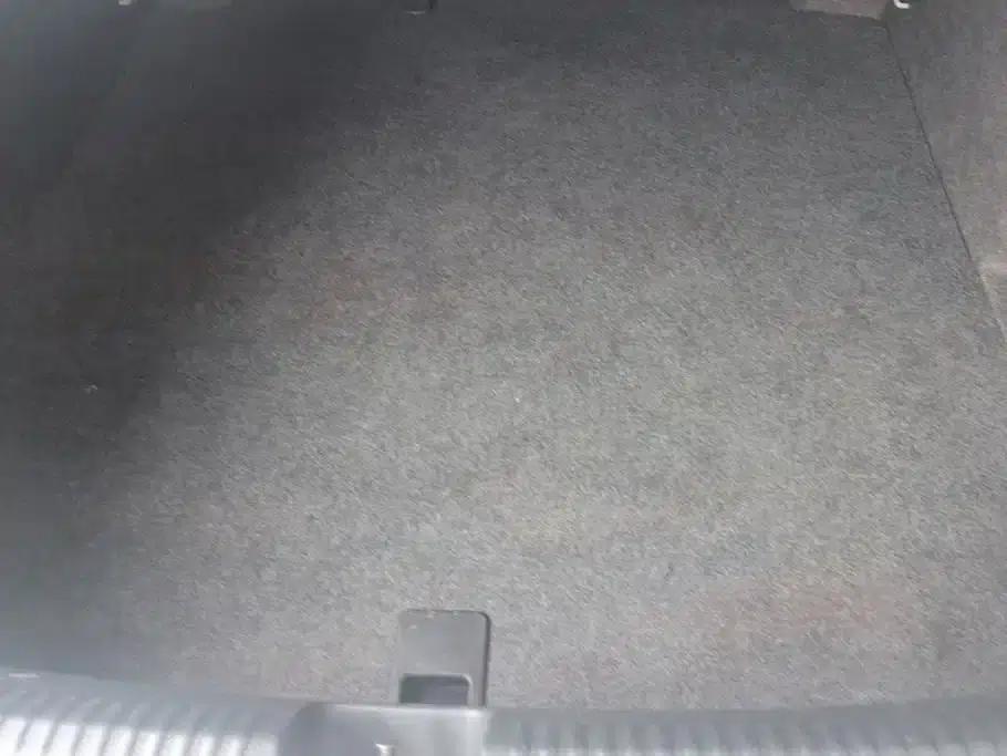 2012 Volkswagen Sagitar 1.6L Automatic Comfort Model — миниатюра 4