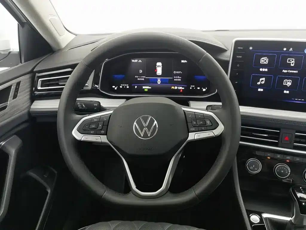 2023 Volkswagen Sagitar 300TSI DSG Super Edition — миниатюра 11