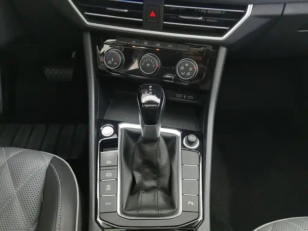 2023 Volkswagen Sagitar 300TSI DSG Super Edition — миниатюра 13